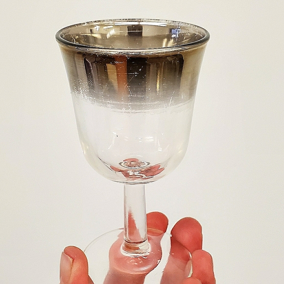 Vintage Mid Century Silver Fade MCM shot glasses - Picture 2 of 4